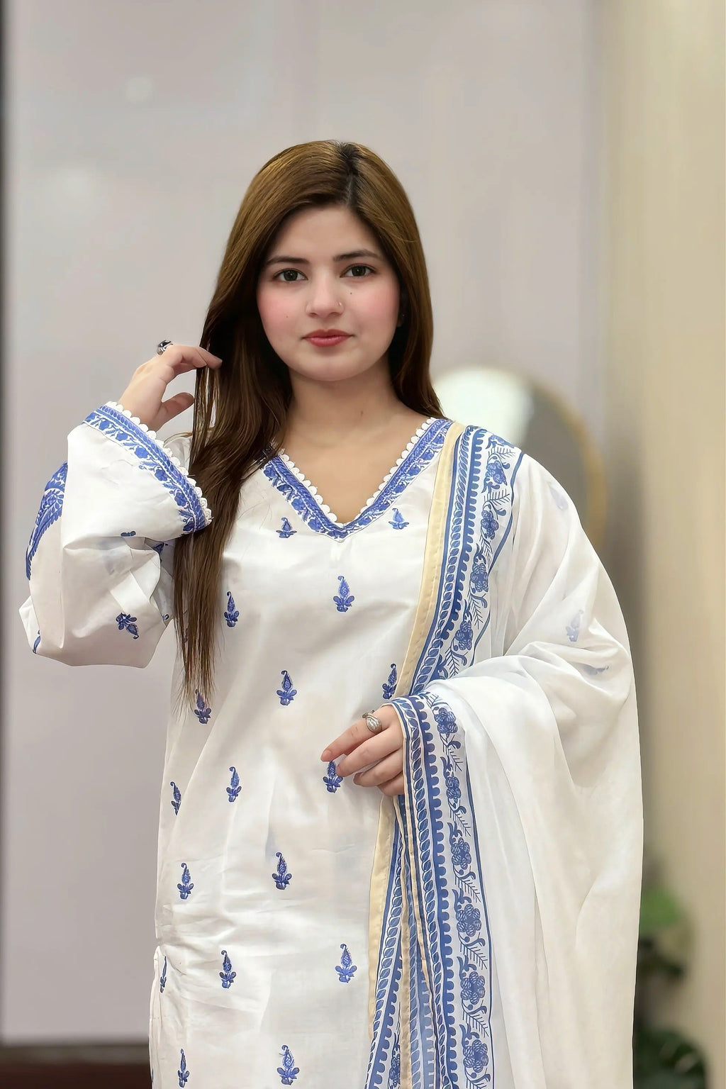 Iris White 3pc