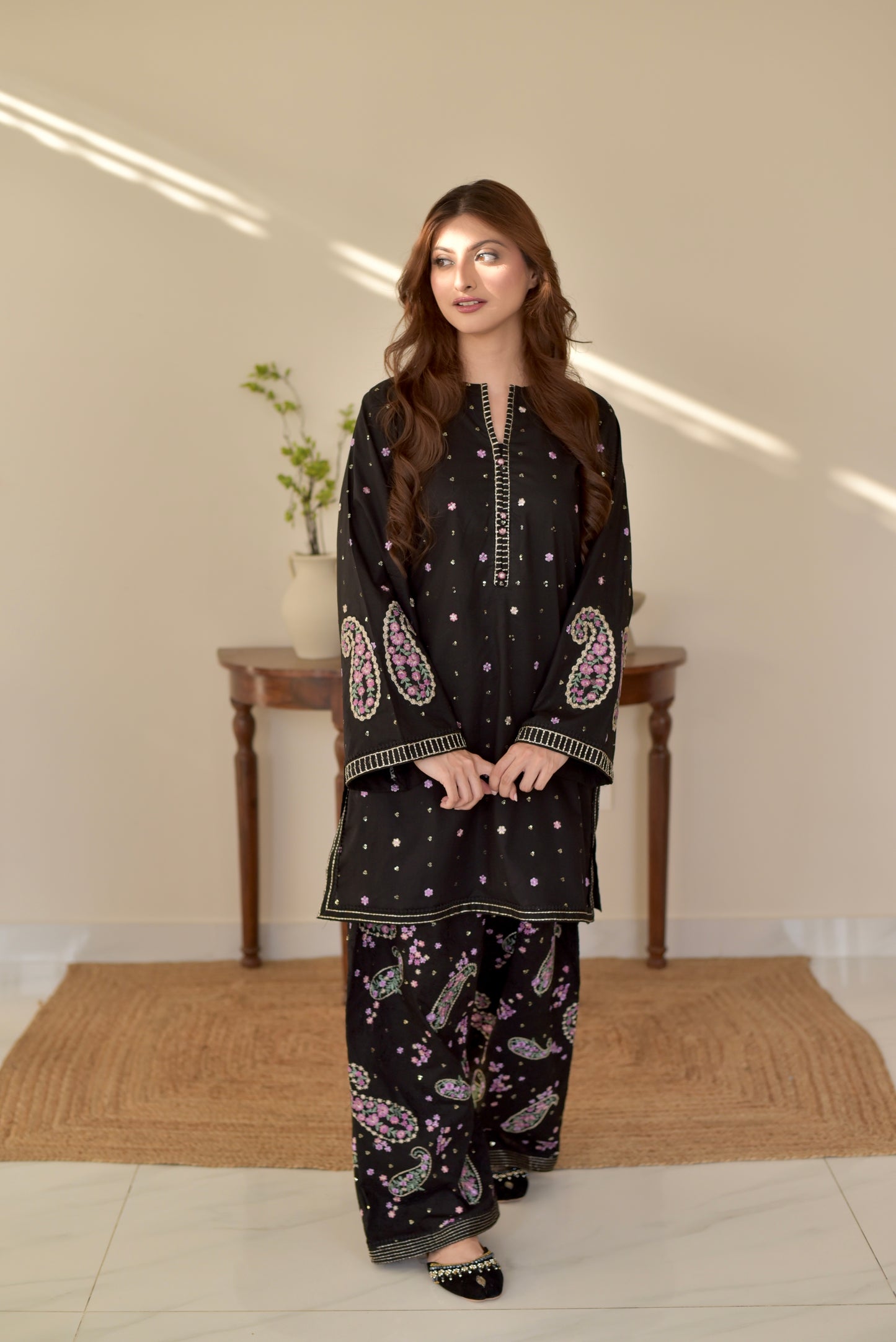 BLACK EMBROIDERED 2PC