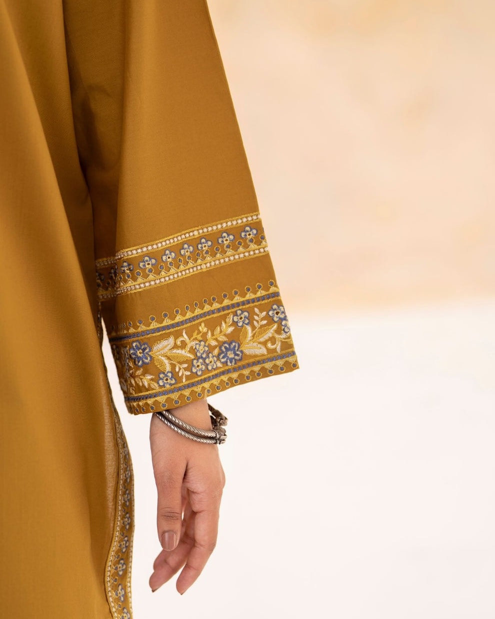 Mehreen 3PC EMBROIDRED