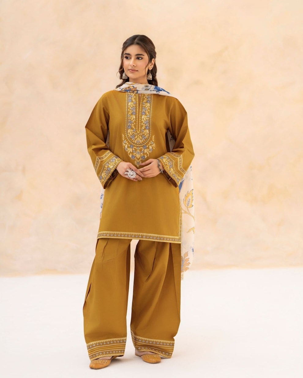 Mehreen 3PC EMBROIDRED