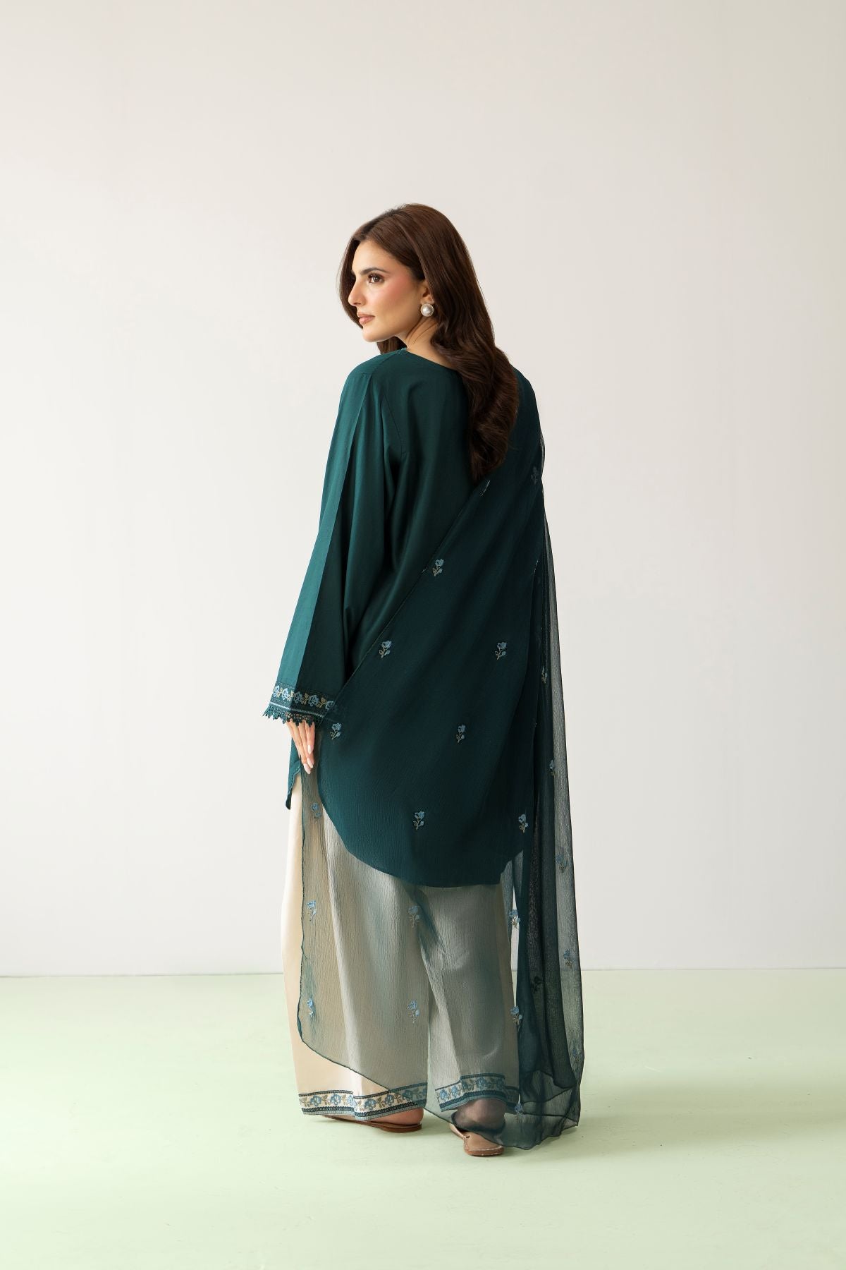 Elara Bloom 2PC