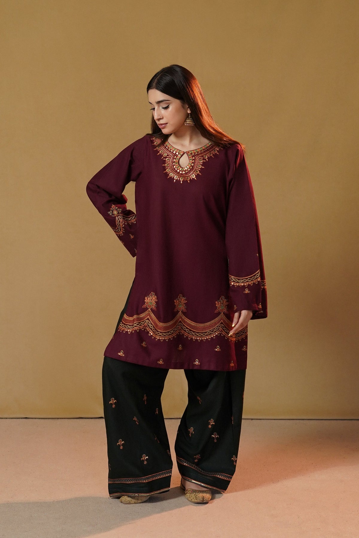 Zar-e-Noor 2pc