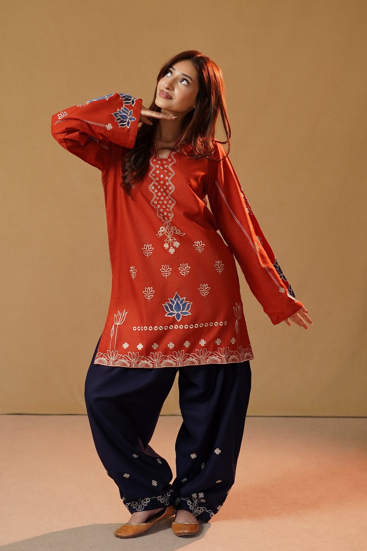 Nayab 2pc