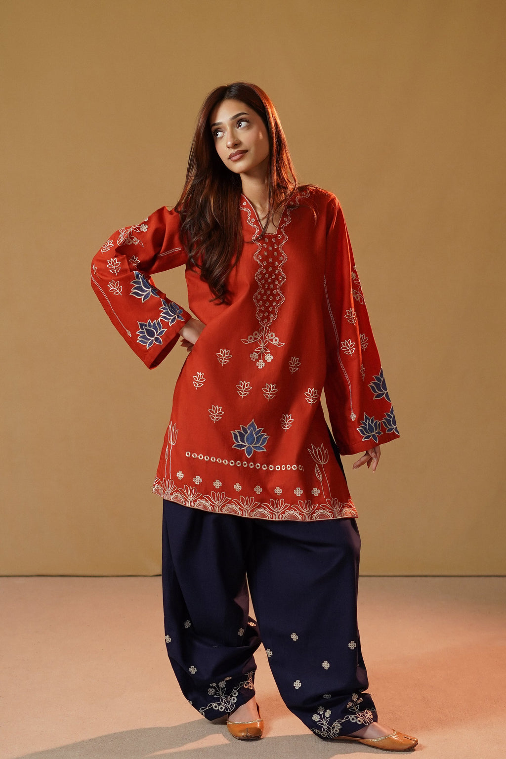 Nayab 2pc