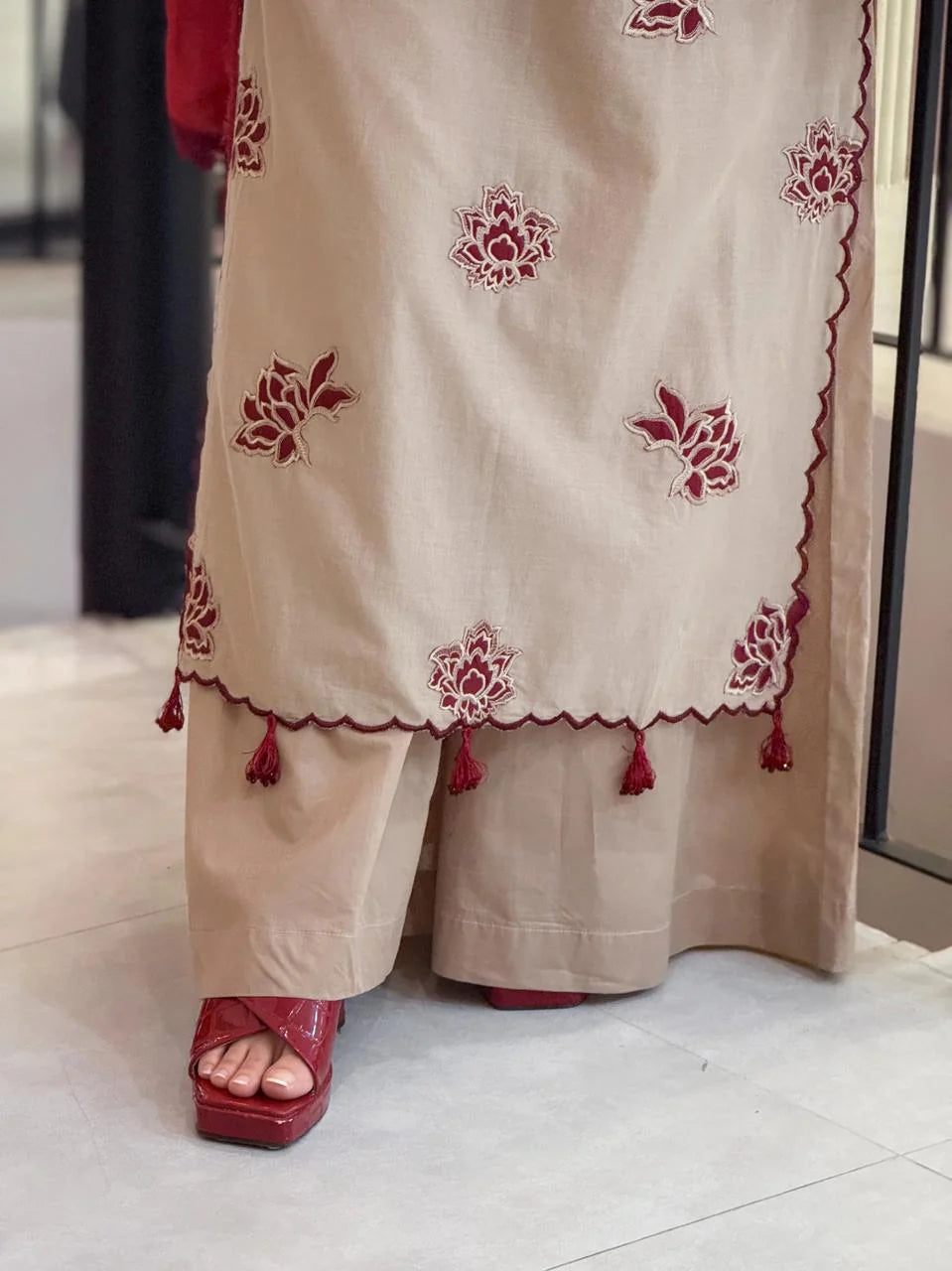 Maroon Blossom Luxury 3 PCs