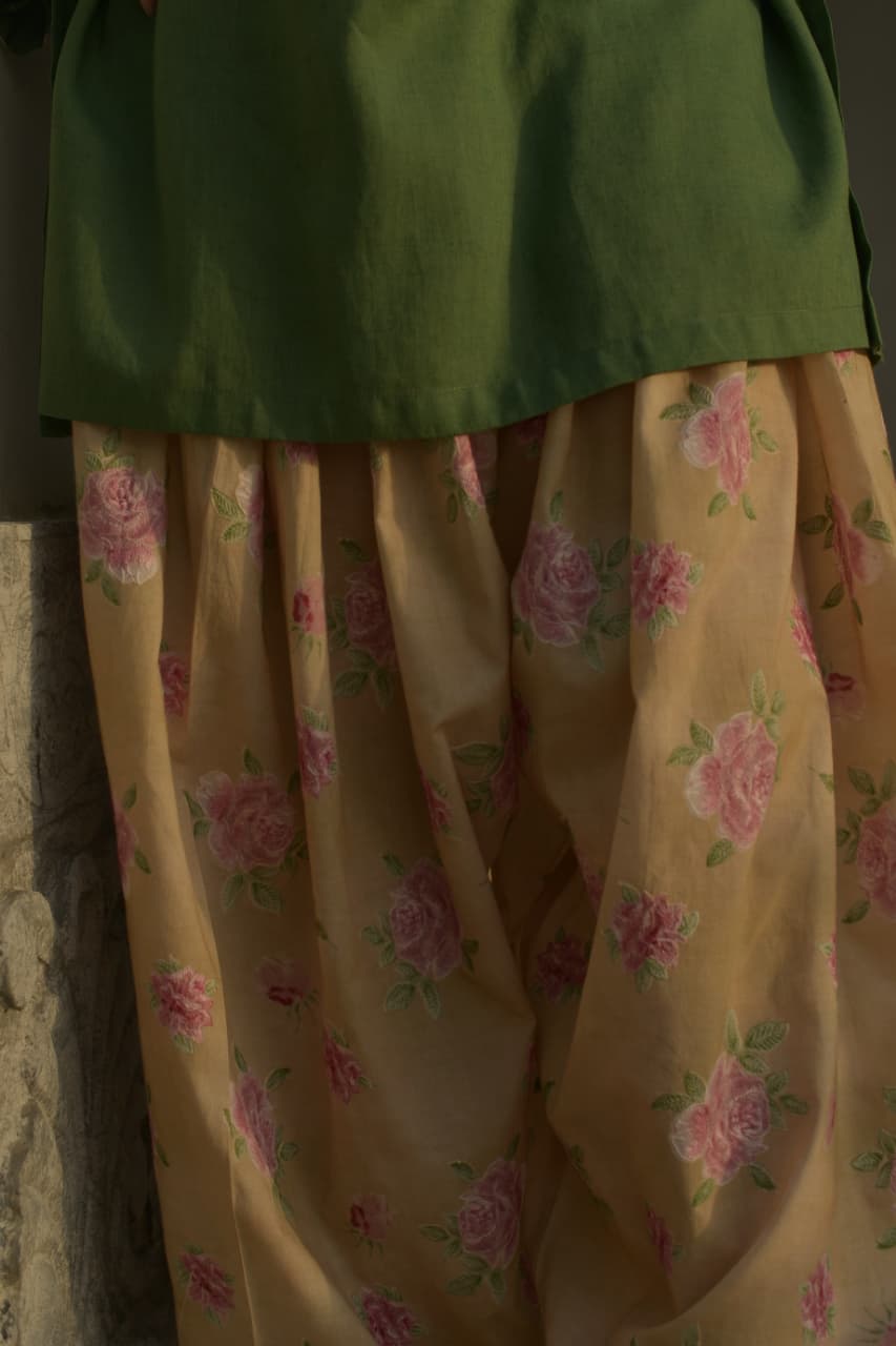 Beige Blossom 2PC