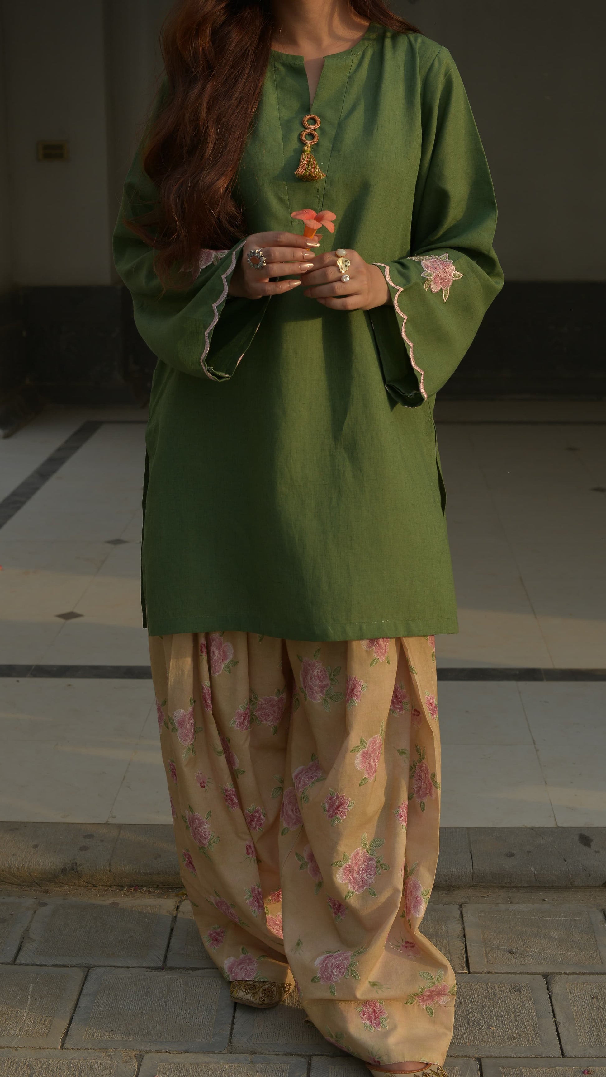 Beige Blossom 2PC