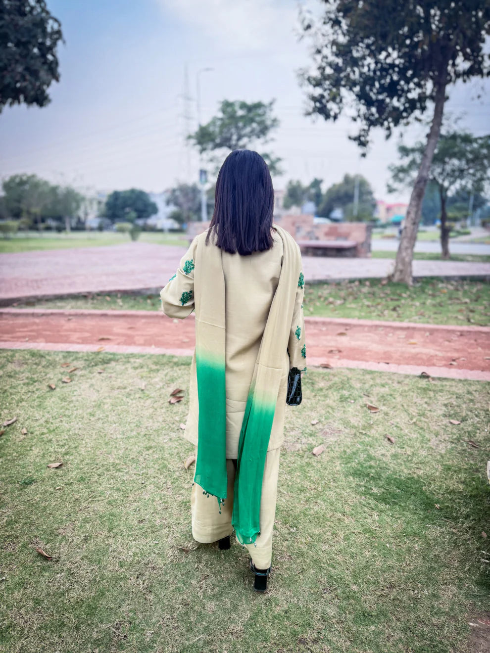 Zeenat 3 pcs