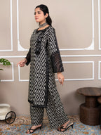 Noir Ivory 3PC With Free Hand Bag