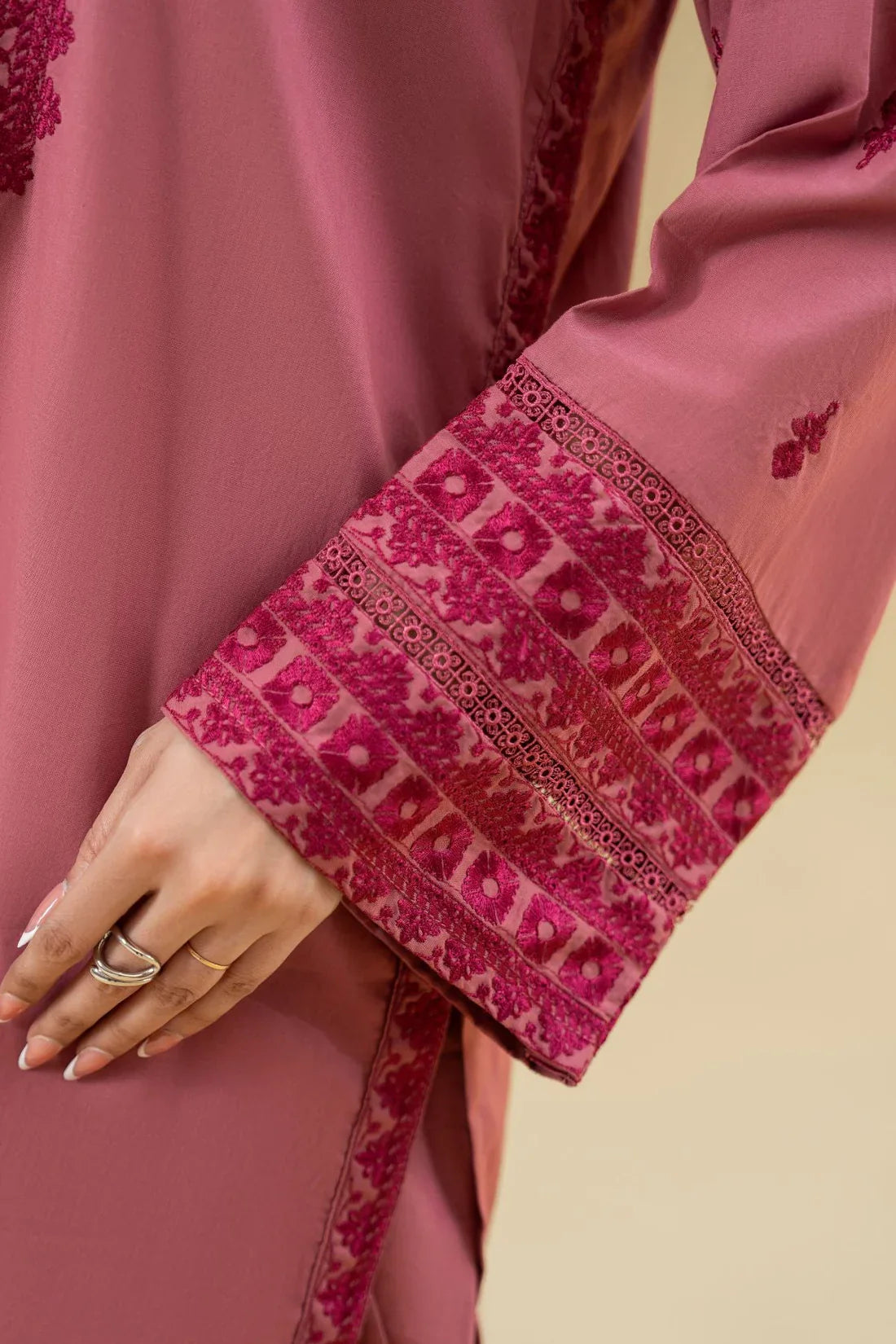 Naaz mahroon 2pc