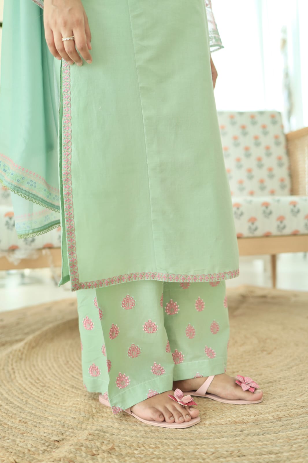 Nooré - Grace Stitch 