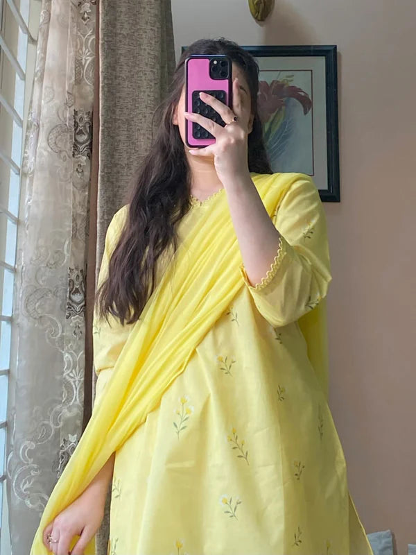 Golden Petal 3PC