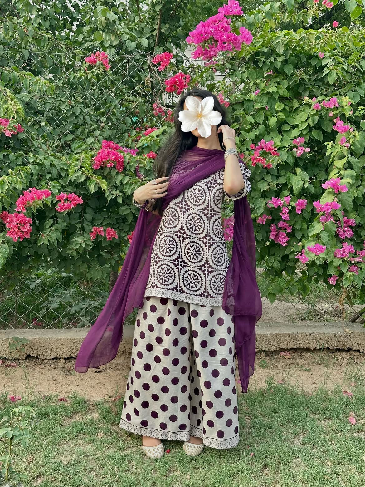 Crimson Elegance 3PC